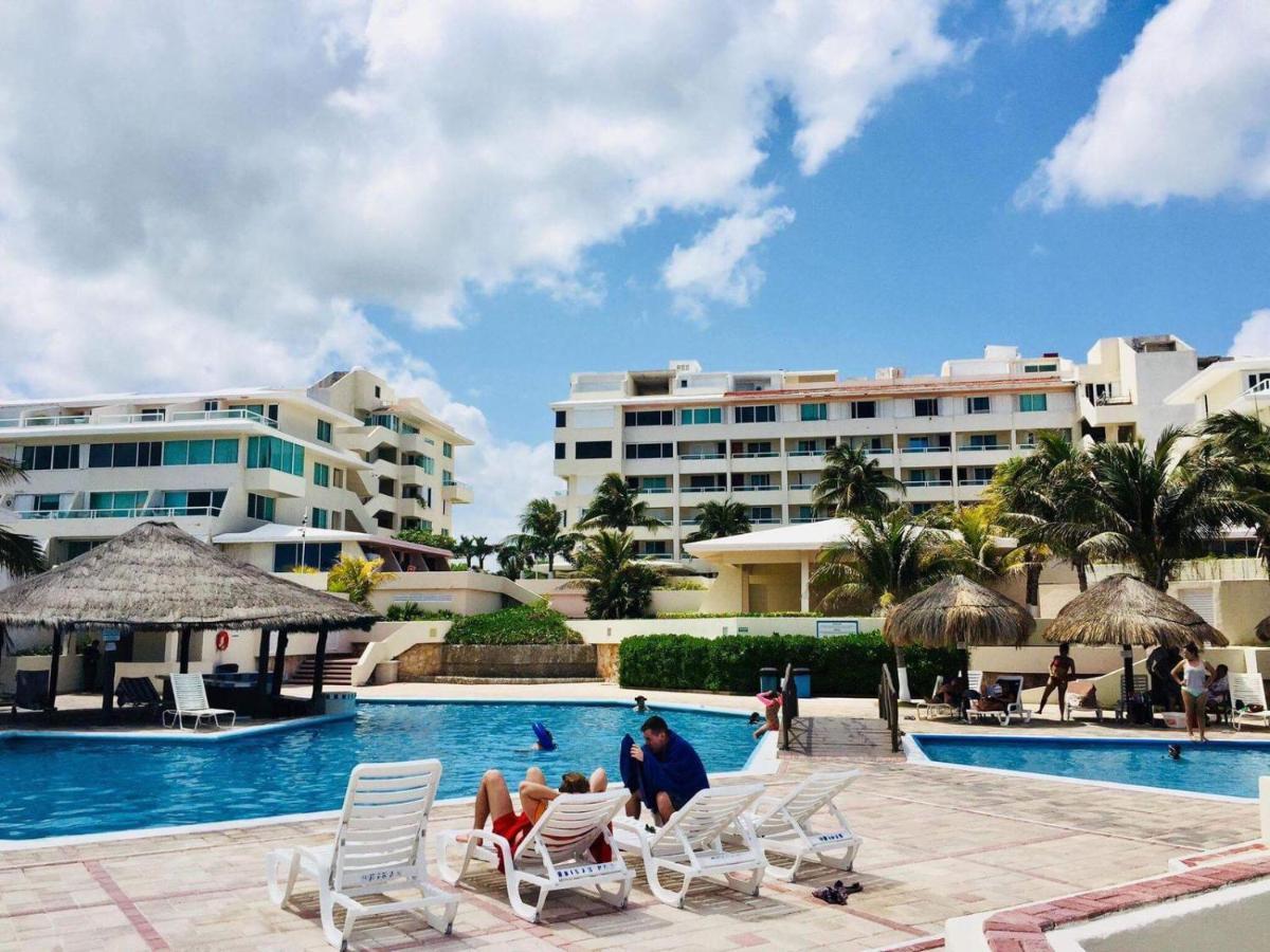 Brisas Sunset Apartment Cancun Luaran gambar