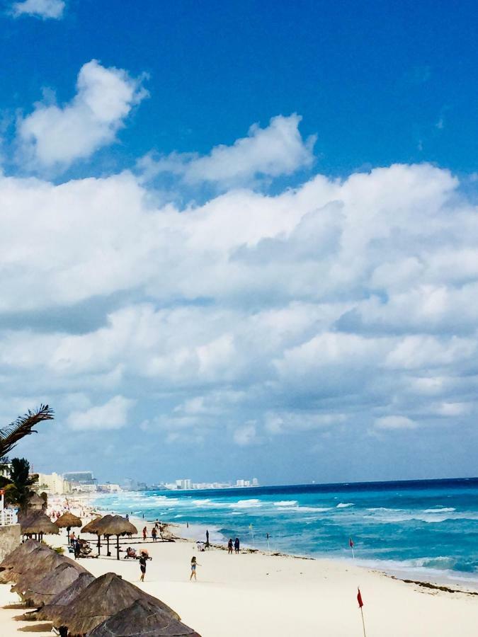 Brisas Sunset Apartment Cancun Luaran gambar